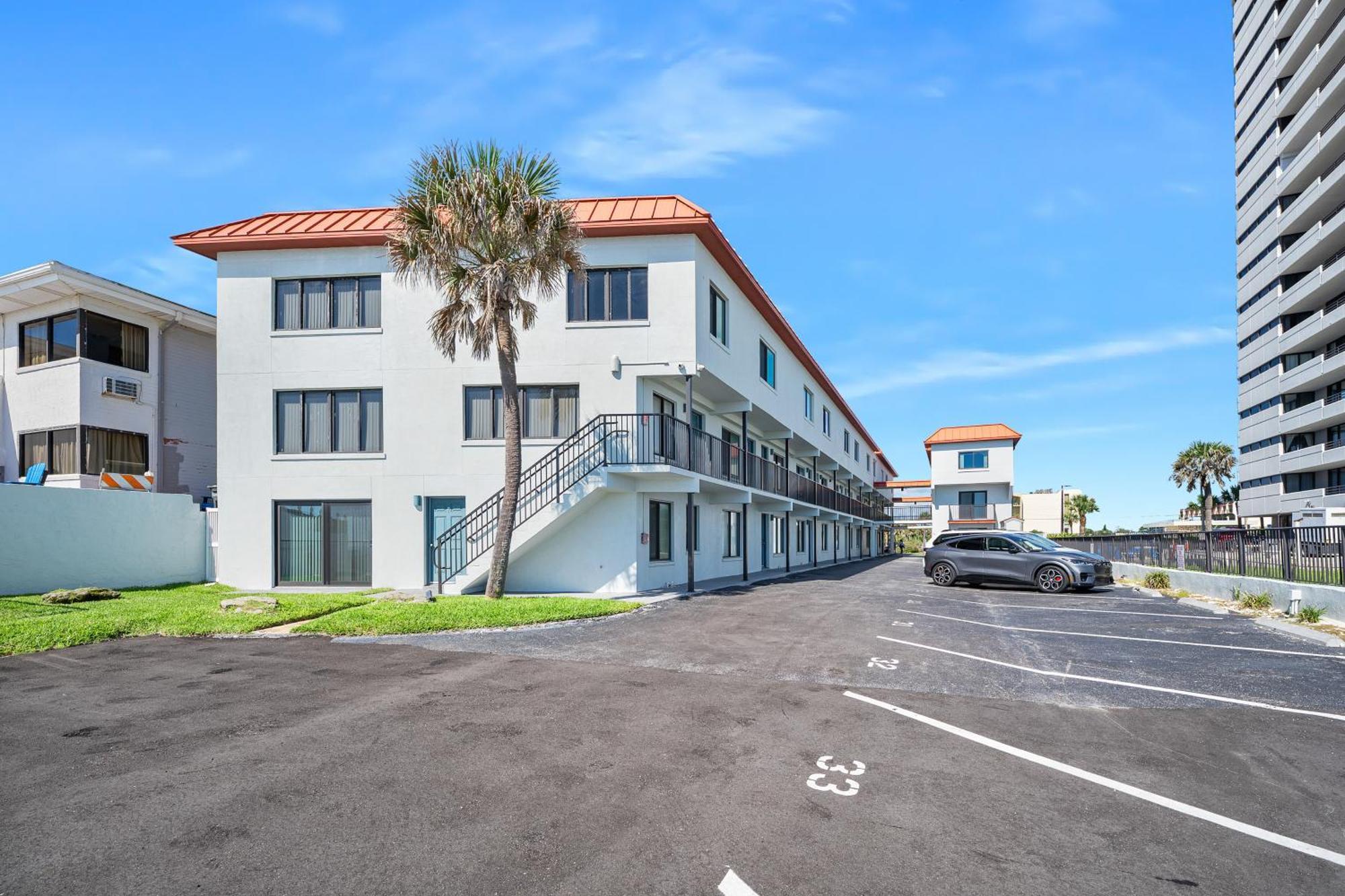 Oceanfront Daytona Beach Condo With Beach Views! Екстер'єр фото